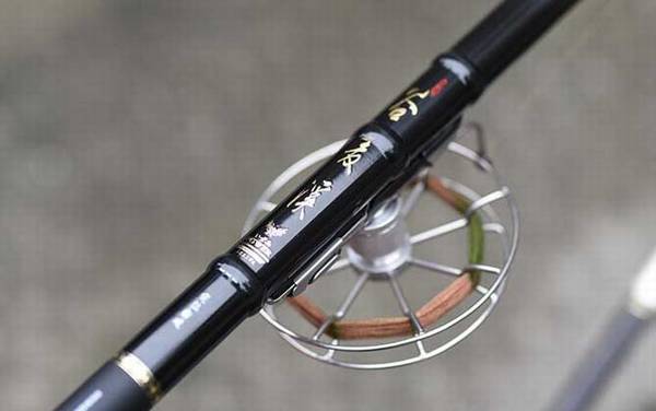 谷麦竿钓鱼方法,最经典的是“谷麦钓法”,谷麦竿也因此得名!