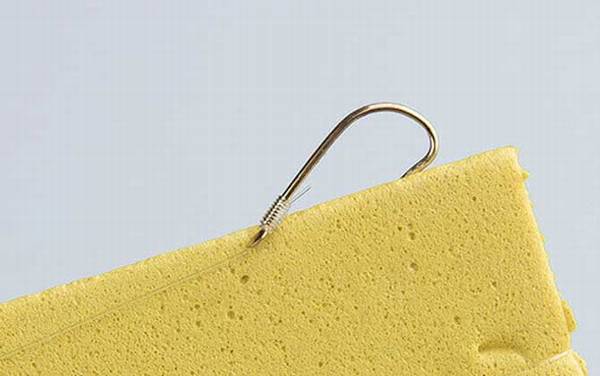 3号袖钩与4号袖钩对比,4号袖钩的尺寸和拉力值都要大于3号袖钩!