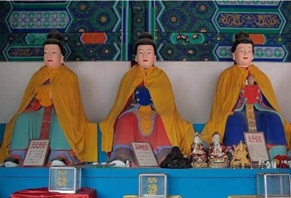 �ӱ����غ�ɽ�������Ĵ�˵