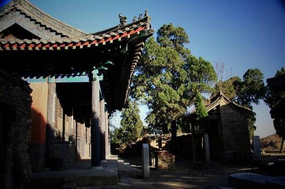 �ӱ�����ǧ����£���ͣ��