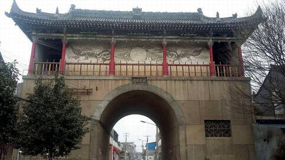 ��Խ����Ͻֵĳ���¥