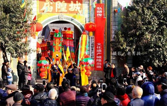 �ӱ��䰲�����Ļ����䰲�ǵ�̧����