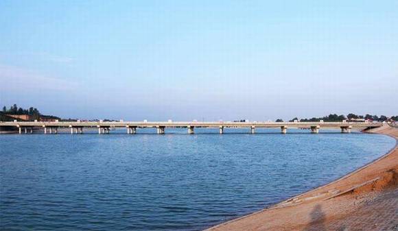 ������ƽʯ���ӵĴ�˵