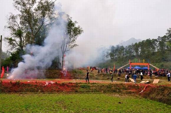 ���¶�  �㶫���������Ͻ������ڻ�