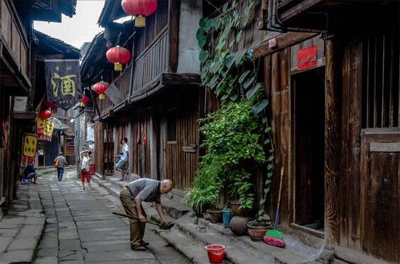 �Ĵ��˱���ׯ����