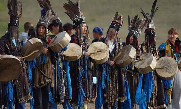 ����������Դ��һ�����ϵ��ڽ�������