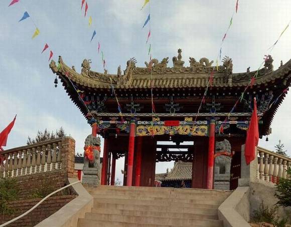 ���ྲ���س���ɽ����