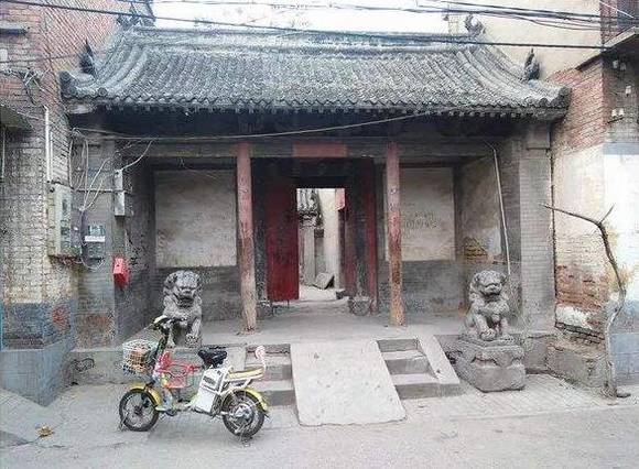 ���ϰ������������Ĵ�˵