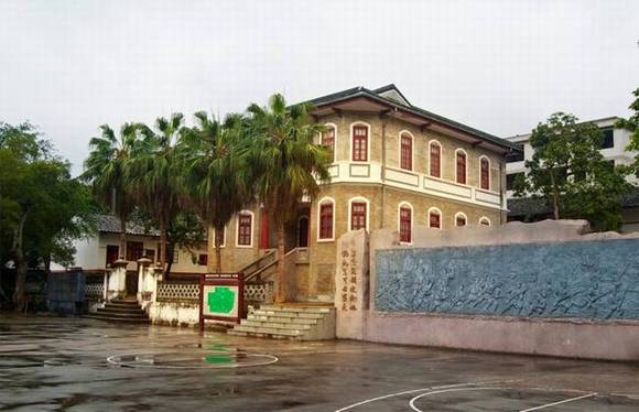 �����������˹ʾ�