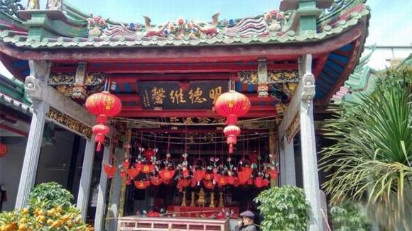 �����ȷ�ǧ�Ŵ���½������Ϻ�������