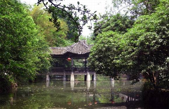 �Ĵ�üɽ������