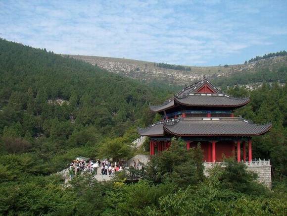 ɽ����ׯ��̴��