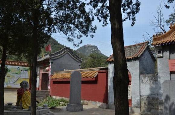 ���ϰ�����Ȫ��