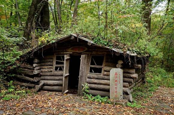 ���־����أ�����ѳ����