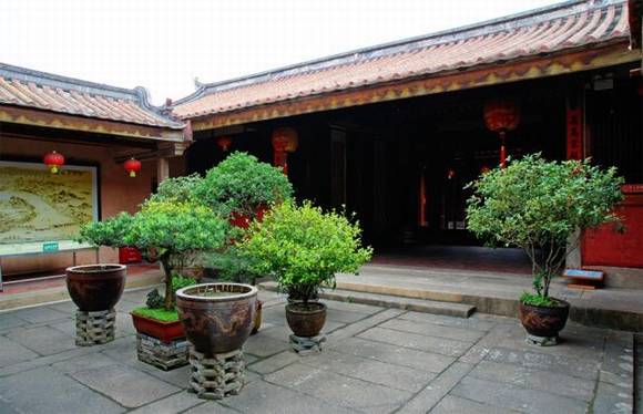 �㶫������������