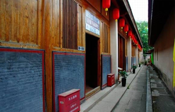 �㶫������������