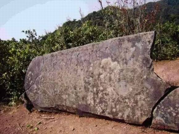 ����˫����ʯ��ɽ�������Ž�ķᱮ