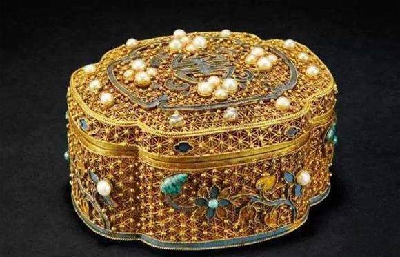 �й��Ŵ�Ů�ӵġ�ױϻ��