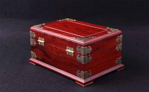 �й��Ŵ�Ů�ӵġ�ױϻ��