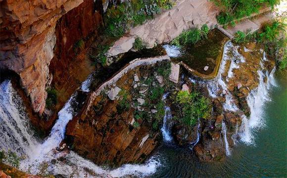 ��������̫��ɽ�ϴ�ͳ���䣺������