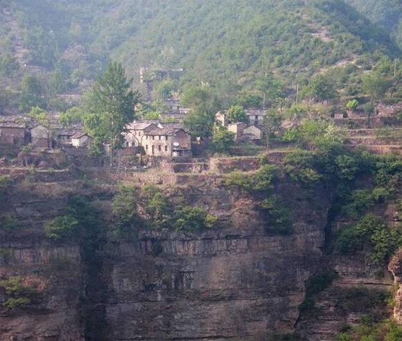 ��������̫��ɽ�ϴ�ͳ���䣺������