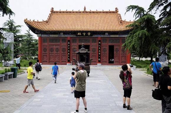 ���Ϸ������湬