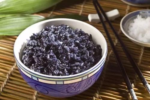 ���ĳ����׷�ϰ�׵�����