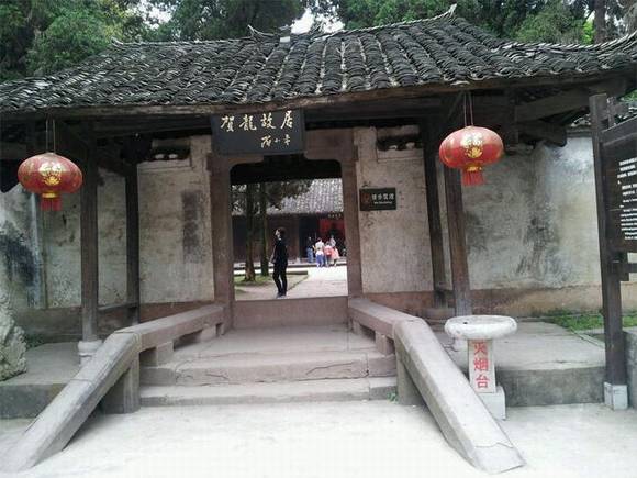 ����ɣֲ�غ����ʾӺͼ����