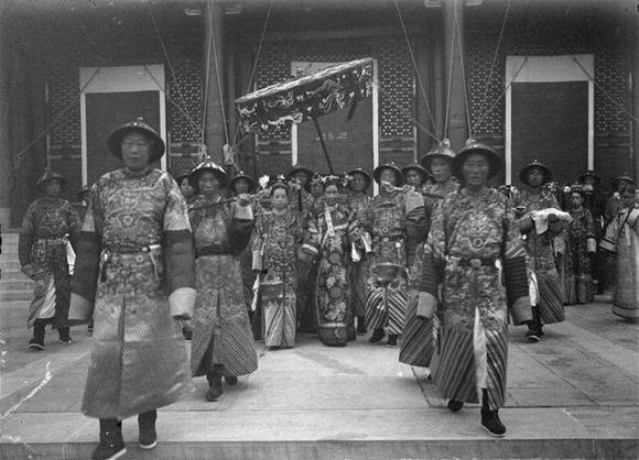 �峯�̷�ۻʺ� Т���Իʺ󣨴���̫��