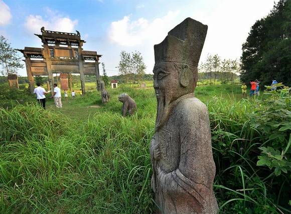 �߰�������ʦ������