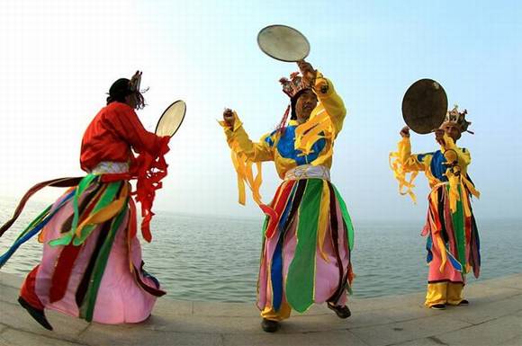 ���պ�����������