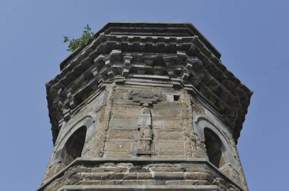 �������������������˴�б��֮һ