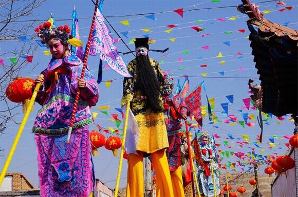 �����ؿ�ˮ����¶���̧ͷ���