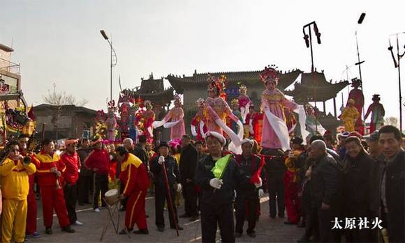 ɽ�����40�������Ļ�