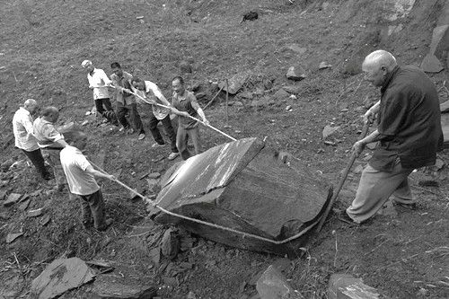 ����ɽ�裺̧������