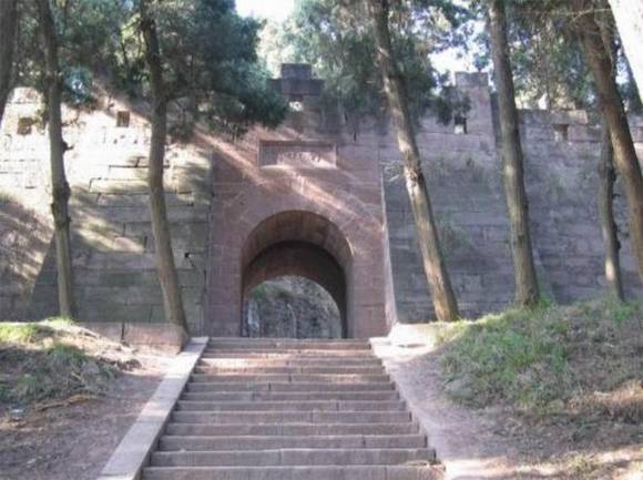 �ɶ��ƶ�ʯ�� �����������������