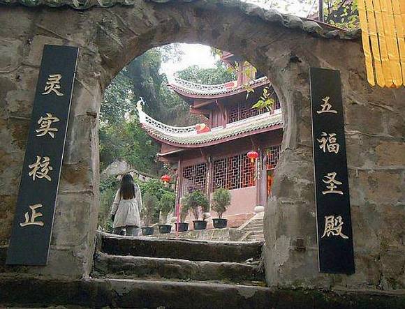 �������£����ش�𱳺��������ʷ