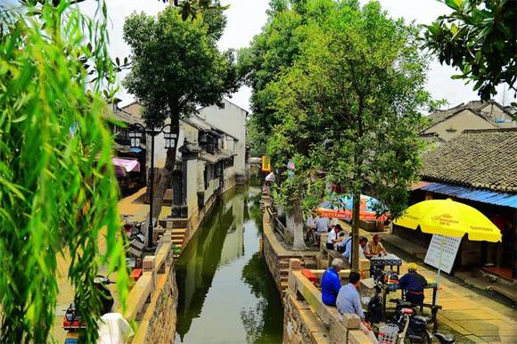 �fֱ����ˮ��Ů������صķ���