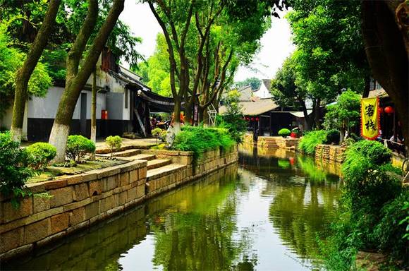 �fֱ����ˮ��Ů������صķ���