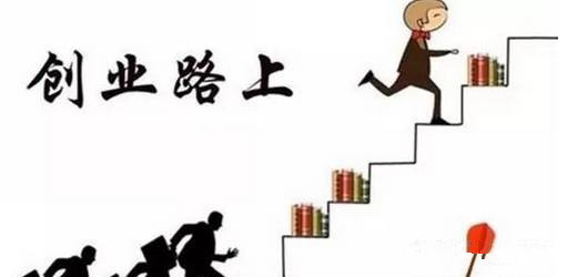 小本创业养猪、酿酒两手准备