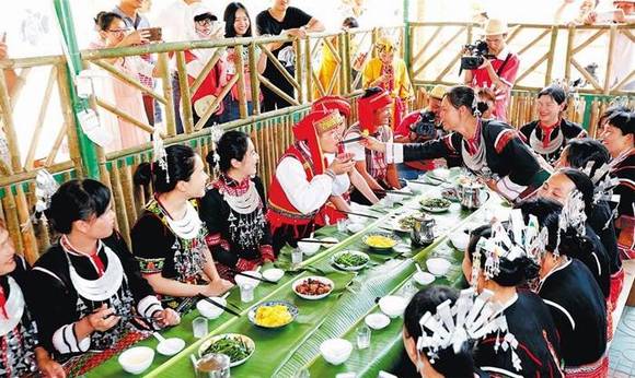 ���崫ͳ���ա���������