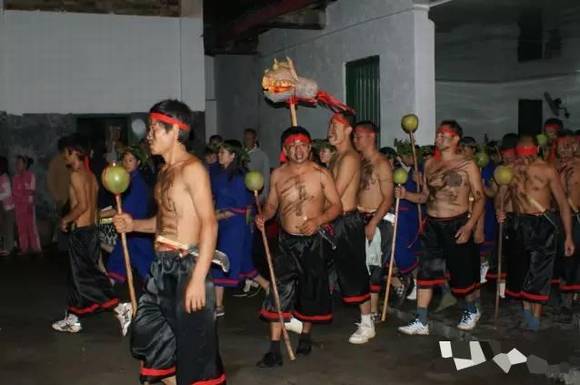 ���Ϲ������ף�����������