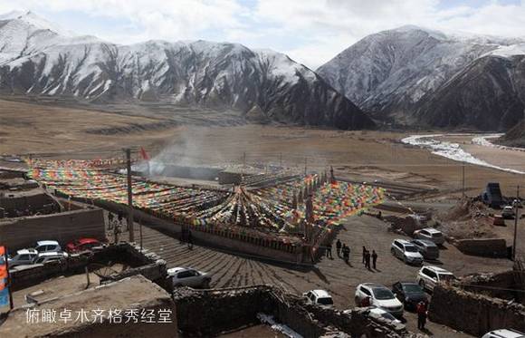 ѩ�����νڣ�׿ľ���կ���������