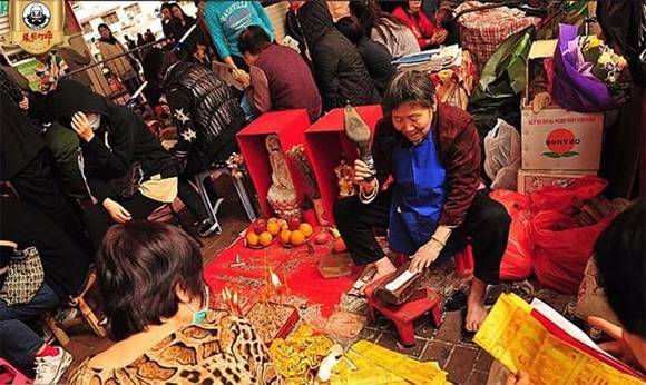 �ͼҾ������ף���С��