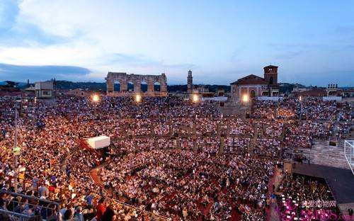 ��������½�