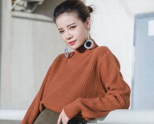 描写碧水蓝天的诗句