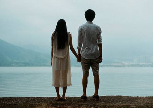 描写姐妹亲情的诗句