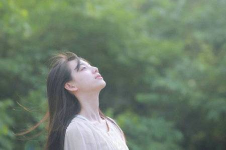 勉励自己进步的诗句