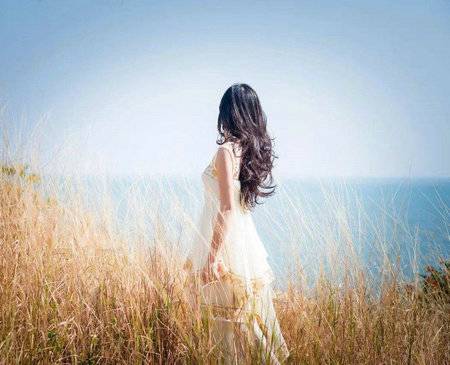 描写军旅生活诗句