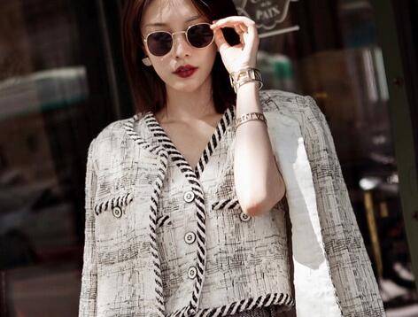 艺跟博开头诗句